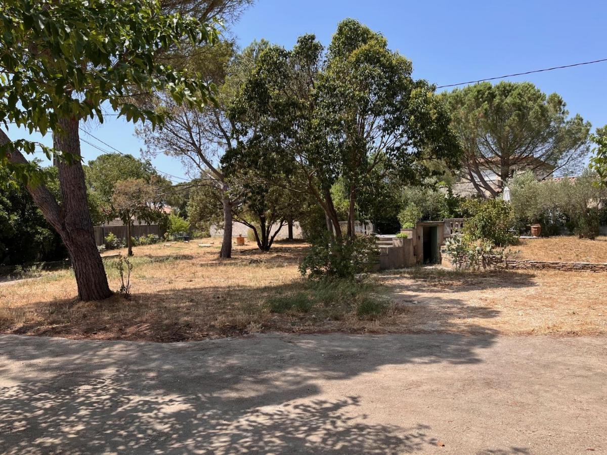 Maisonnette indépendante avec jardin/patio Nimes Exterior foto